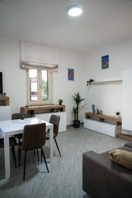 Guest House Marittima Frosinone Esterno foto